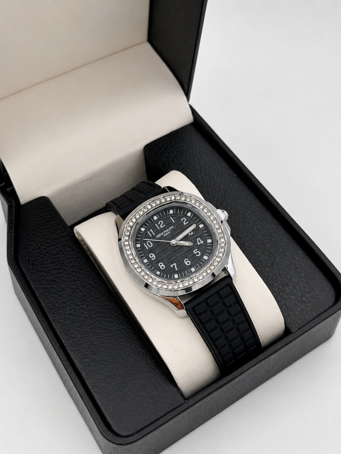 ✨ Eleva tu estilo | Relojes Elegantes con Brillo ⌚